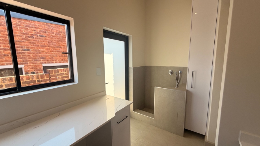 3 Bedroom Property for Sale in Helderzicht Eco Estate North West